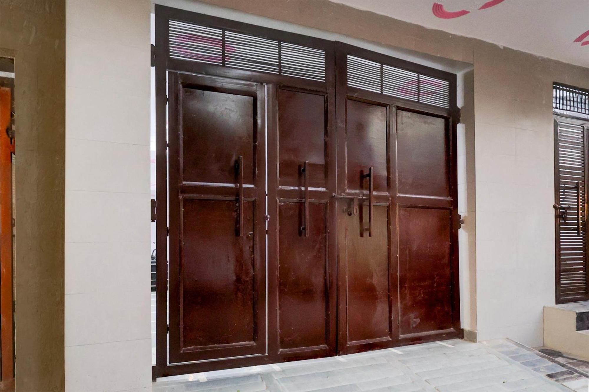 Hotel The Arrow Near Paschim Vihar دلهي المظهر الخارجي الصورة